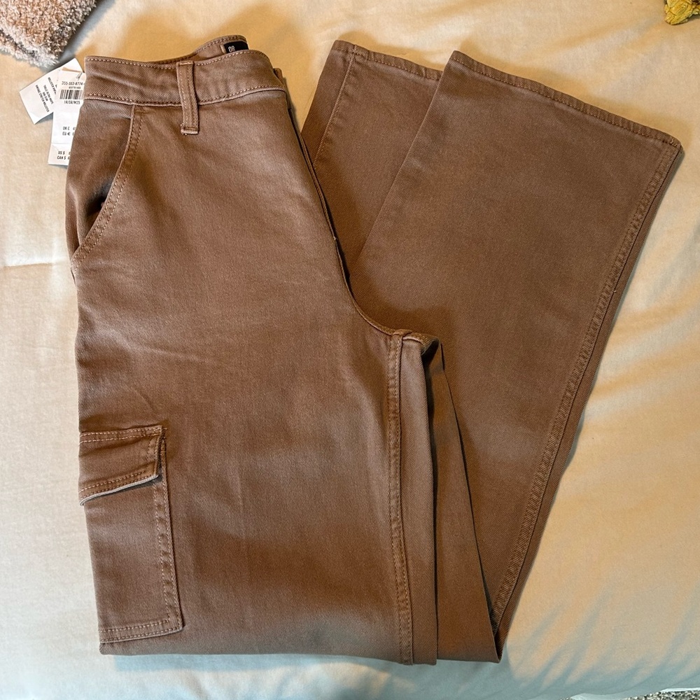 NWT Hollister Ultra High Rise Dad Cargo Jean